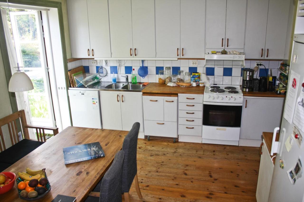 Bed&Breakfast In Nature 12 Min From City Free Bikes สต็อกโฮล์ม ภายนอก รูปภาพ