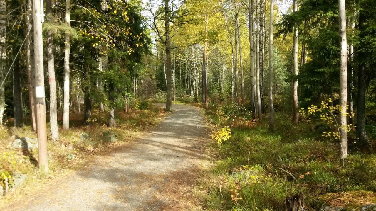 Bed&Breakfast In Nature 12 Min From City Free Bikes สต็อกโฮล์ม ภายนอก รูปภาพ